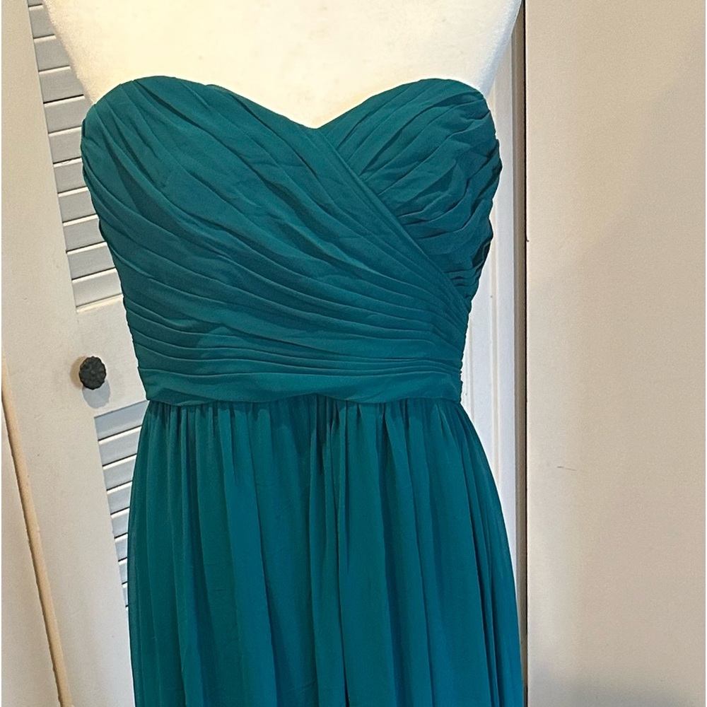 monique lhuillier bridesmaids dress
